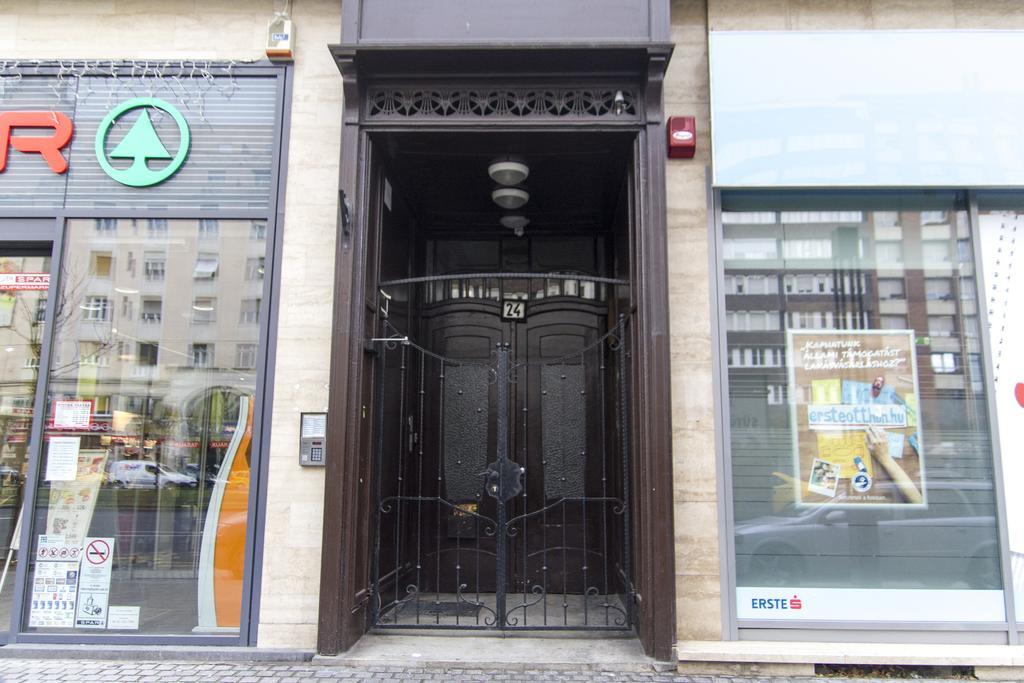 Chic And Very Central Budapest Exteriör bild